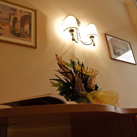 Le Stanze Del Console Bed & Breakfast Gravina in Puglia Bagian luar foto