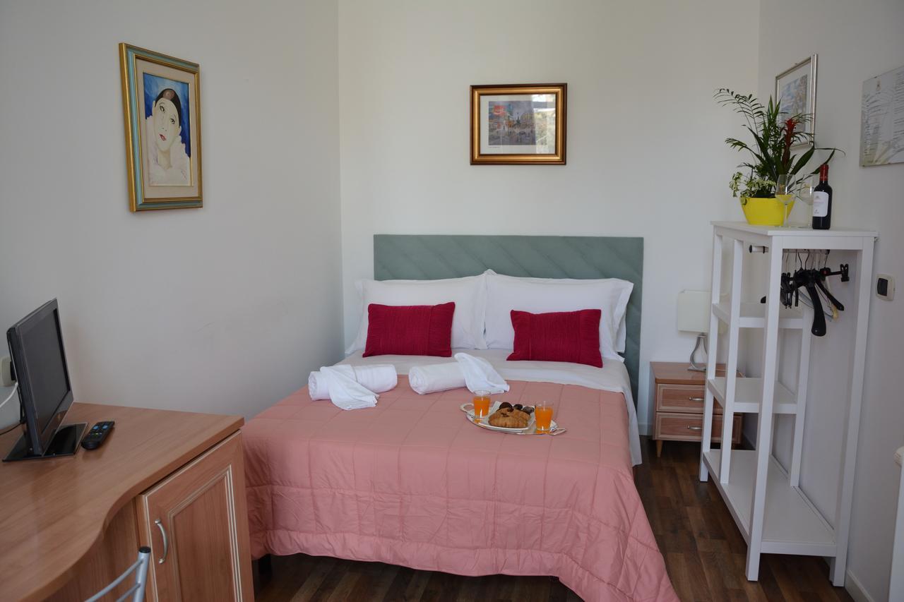 Le Stanze Del Console Bed & Breakfast Gravina in Puglia Bagian luar foto